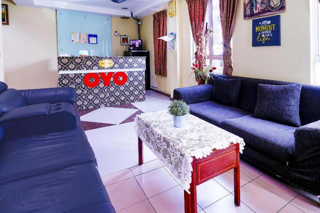 Oyo 90486 New Station Hotel Klang Extérieur photo