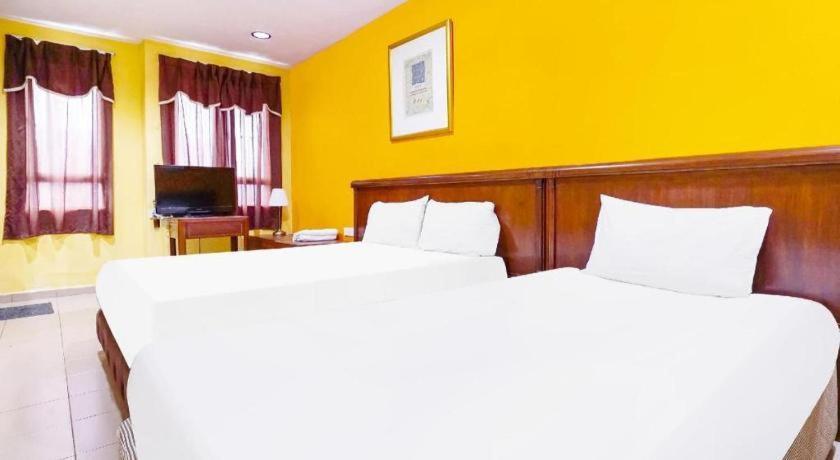Oyo 90486 New Station Hotel Klang Extérieur photo